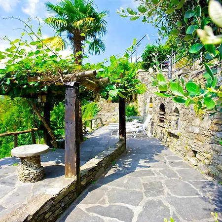 Holiday home Rustico La Vigna