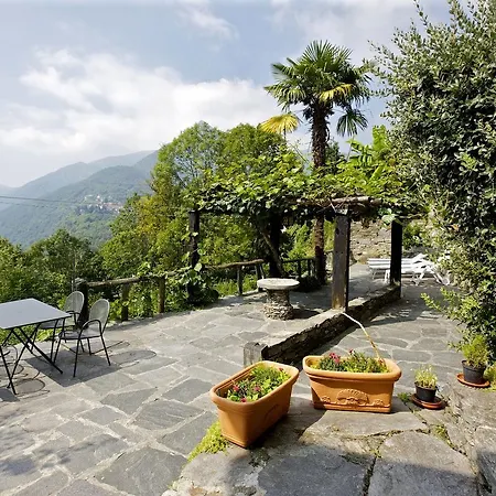 Rustico La Vigna بيت للعطل