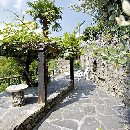 Rustico La Vigna Holiday home *